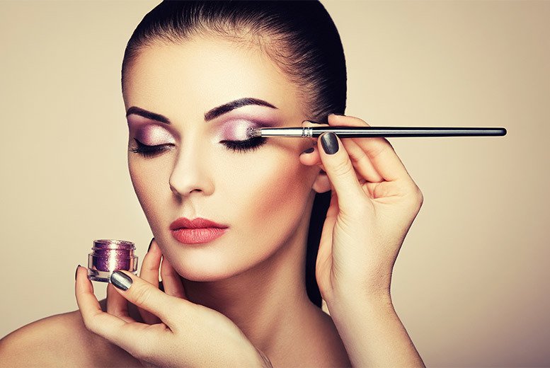 Private label cosmetic manufacturers